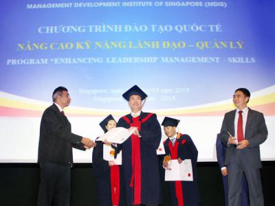 Ông Dương Ngọc Phát tham gia chương trình đào tạo quốc tế nâng cao kỹ năng lãnh đạo quản lý tại Singapore 2015